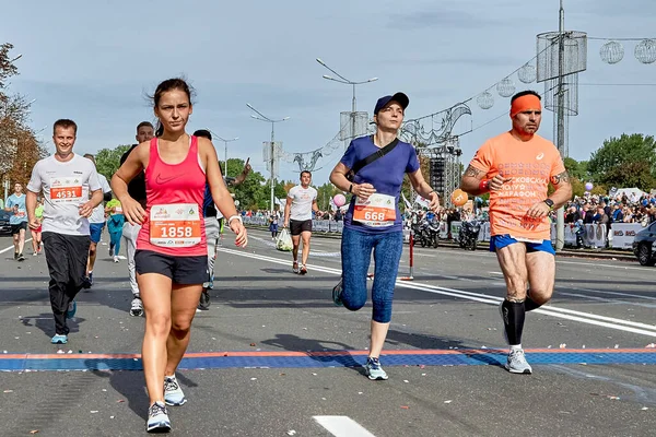 Meia Maratona Minsk 2019 Correndo na cidade — Fotografia de Stock