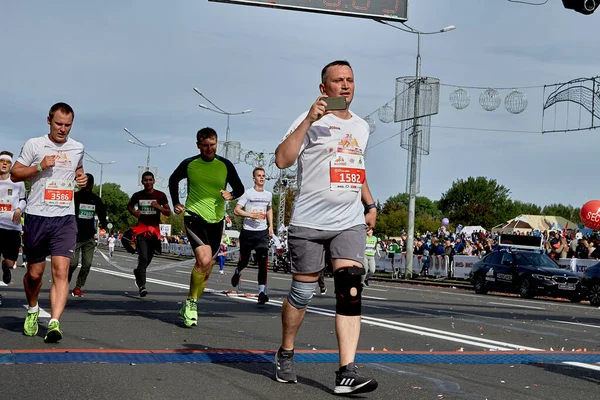 Meia Maratona Minsk 2019 Correndo na cidade — Fotografia de Stock