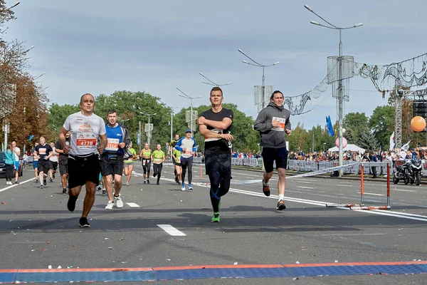 Meia Maratona Minsk 2019 Correndo na cidade — Fotografia de Stock
