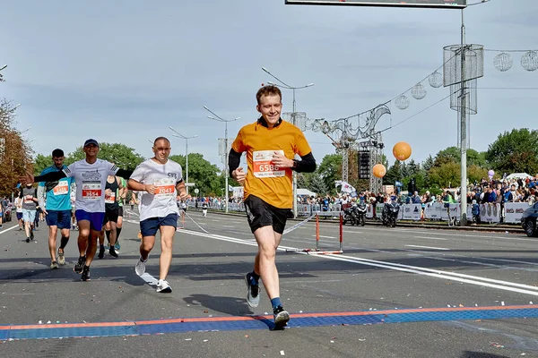 Meia Maratona Minsk 2019 Correndo na cidade — Fotografia de Stock