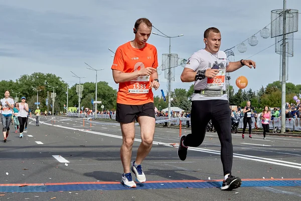 Yarı Maraton Minsk 2019 Şehirde Koşu — Stok fotoğraf