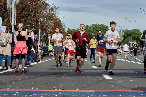 Meia Maratona Minsk 2019 Correndo na cidade — Fotografia de Stock