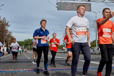 Yarı Maraton Minsk 2019 Şehirde Koşu