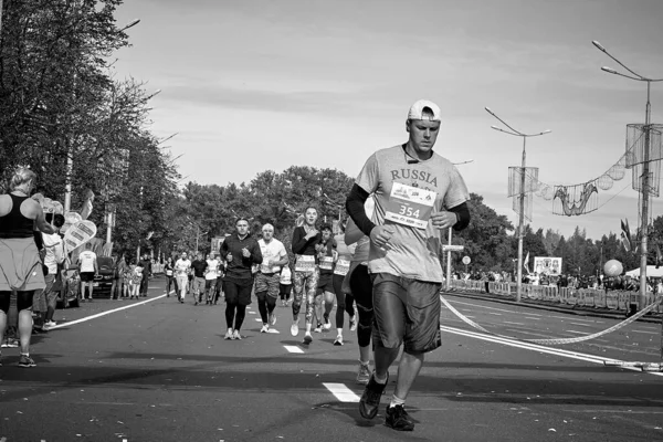 Half Marathon Minsk 2019 Running in the city — стокове фото