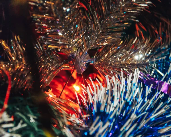Vánoční Stromeček Vánoční Výzdobou Vnitřní Natáčení Zblízka — Stock fotografie