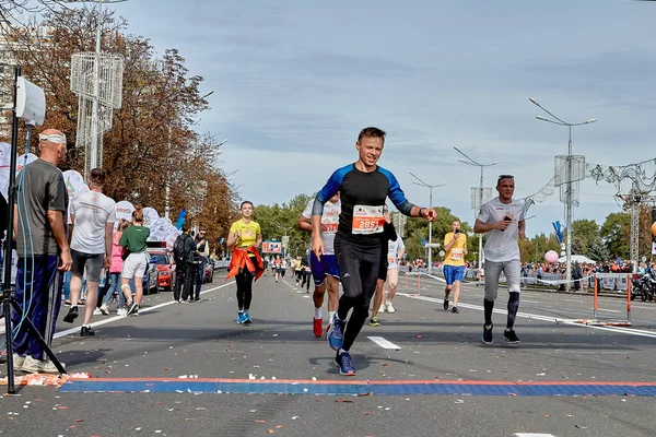 Вересня 2019 Мінська Білорусь Марафонська Гонка Якій Щасливий Активний Спортсмен — стокове фото