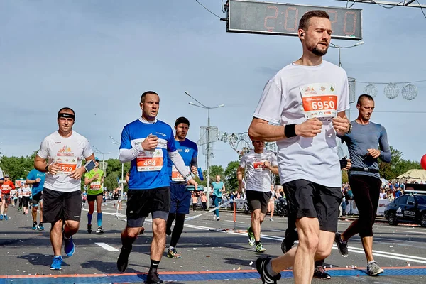 Septembre 2019 Minsk Biélorussie Les Athlètes Courent Après Marathon Arrivée — Photo