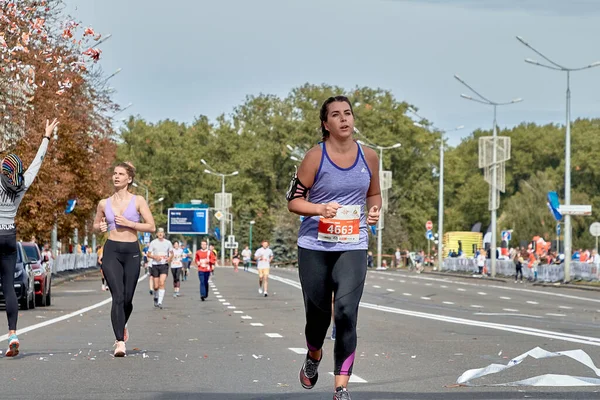 Half Marathon Minsk 2019 Running in the city — стокове фото