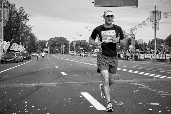 Setembro 2019 Minsk Belarus Uma Corrida Maratona Que Close Participante — Fotografia de Stock