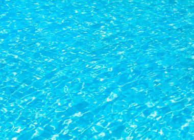 Yüzme Havuzu-güneşli yansımalar