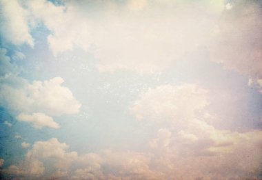 Mavi gökyüzündeki bulutlar