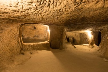Derinkuyu mağara yeraltı şehri, Kapadokya. Arka plan seyahat