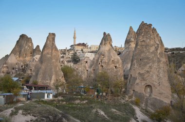 Uçhisar Kalesi Surroundigs