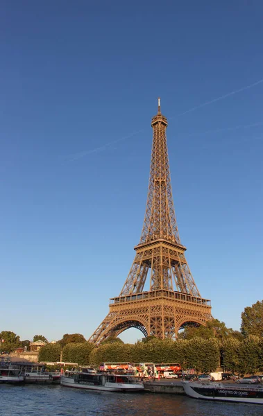 Vista Pôr Sol Torre Eiffel Partir Seine — Fotografia de Stock