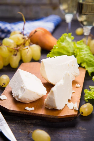포도와 와인 치즈 — 스톡 사진