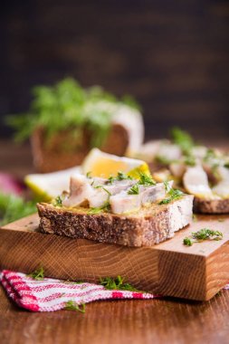 ringa balığı sandviçi