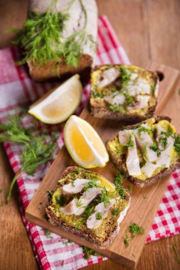 ringa balığı sandviçi