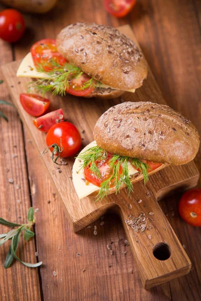 Sandwich à la tomate — Photo