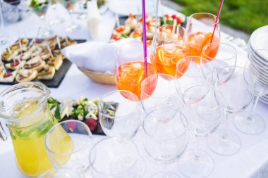 olayda dışarıda yemek Hizmetleri