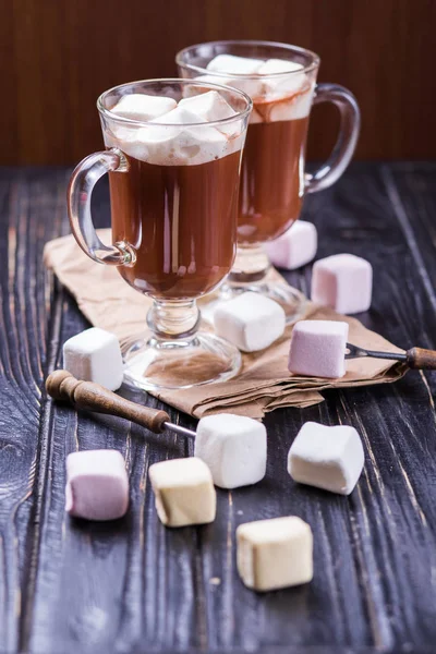 Kakao marshmallows içkiyle