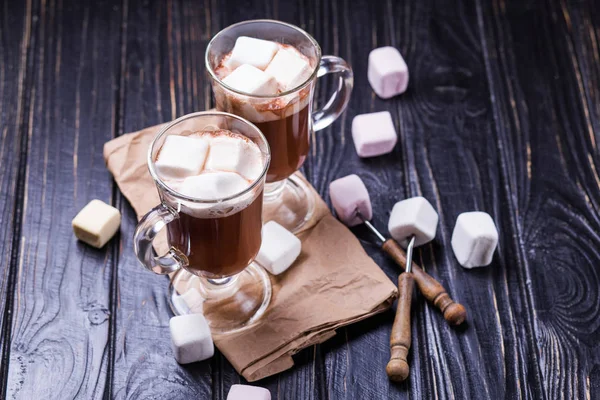Kakao marshmallows içkiyle
