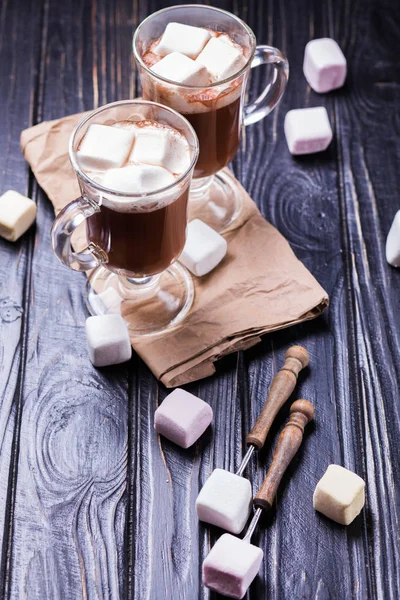 Kakao marshmallows içkiyle