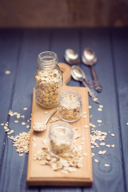 yulaf gevreği kavanoz içinde