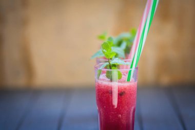 karpuz içecek nane ile