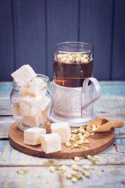 Türk lokumu ile çay