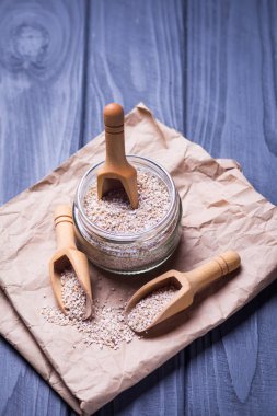 Kuru arpa kabuğu çıkarılmış tane Studio