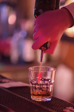 alkollü içki puors olduğunu