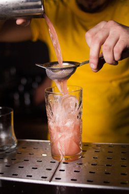 alkollü içki puors olduğunu