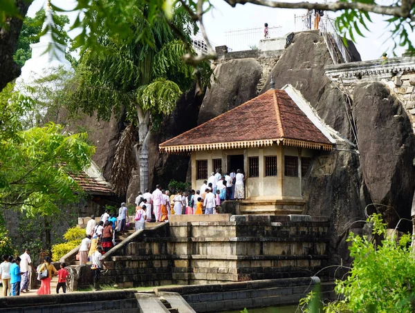 Tempio di Roccia di Isurumuniya — Foto Stock