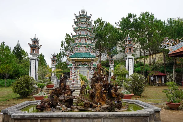 Pagoda Figlio Linh — Foto Stock