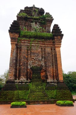 Cham kule Nhan Dağı'nda