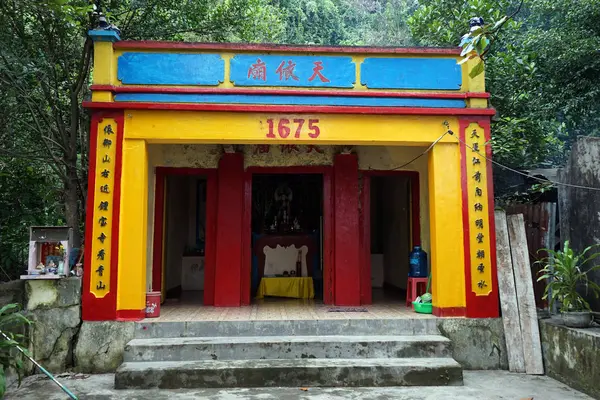 Ancien temple bouddhiste à Tuy Hoa — Photo