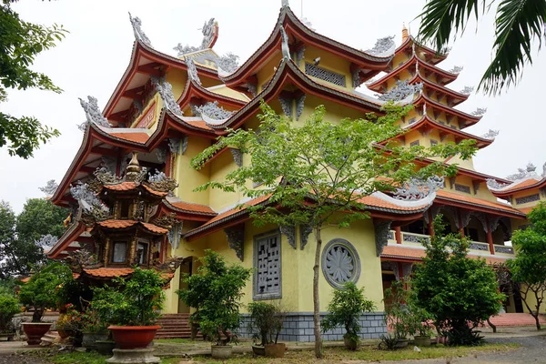 투이 호 아에 있는 불교 수도원 — 스톡 사진