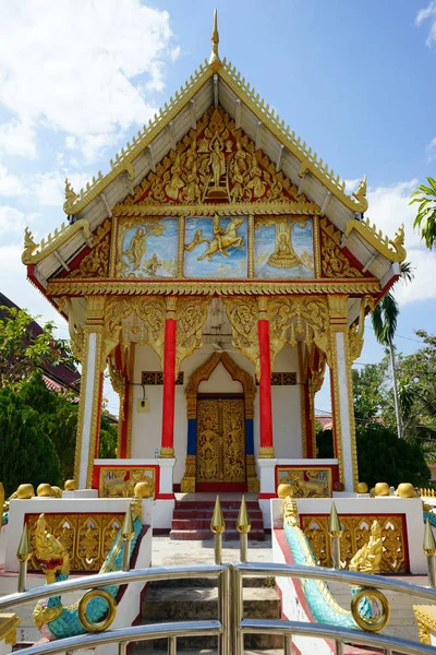 Buddhistiskt tempel i wat — Stockfoto