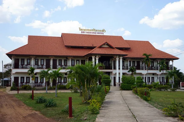 Facade of hotel — Stock Photo, Image