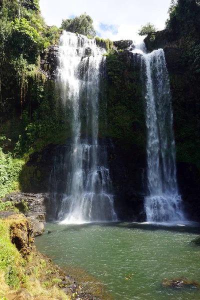Tad Cheuang waterval — Stockfoto
