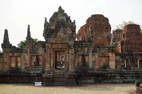 Prasat Mueang Tam kamień sanktuarium — Zdjęcie stockowe