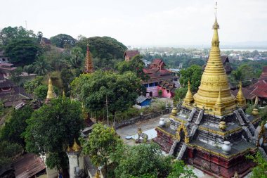 Manastır Tepesi üzerinde