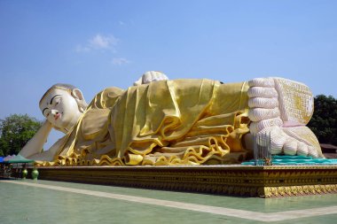 Mya Tha Lyaung Yatan Buda