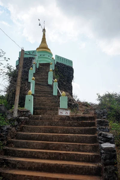 Stupa on the rock — Stock Photo, Image