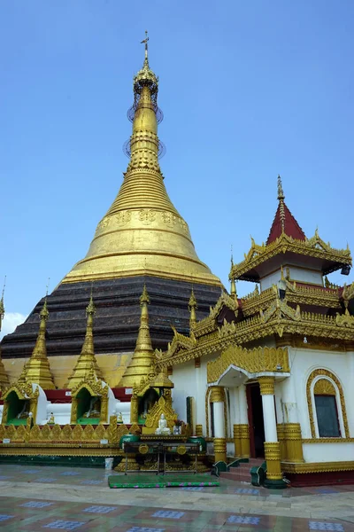 Kyaik rispetto a lan pagoda — Foto Stock