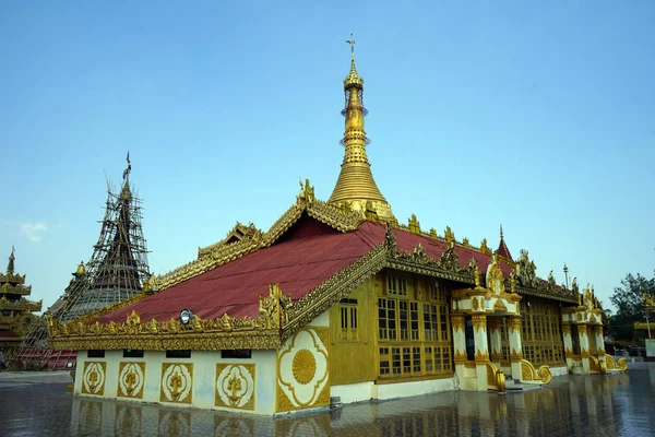 Kyaik ніж Lan пагода — стокове фото