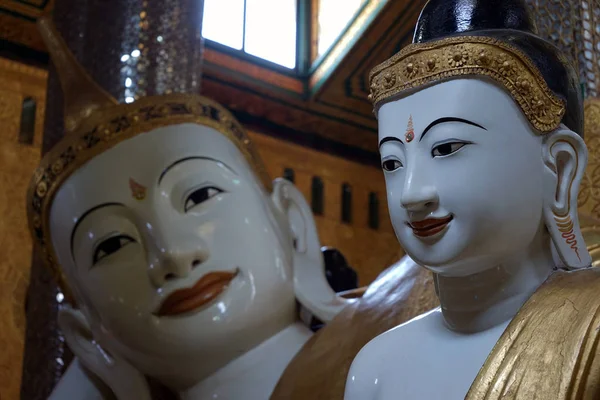 Buda Kyaikmaraw Selami içinde — Stok fotoğraf