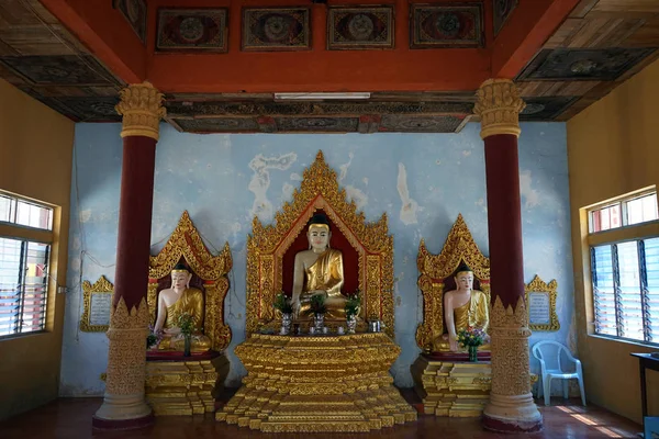 Budas en pagoda —  Fotos de Stock