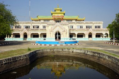 Tren istasyonu Bagan