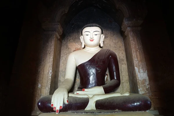 Buda en el templo — Foto de Stock
